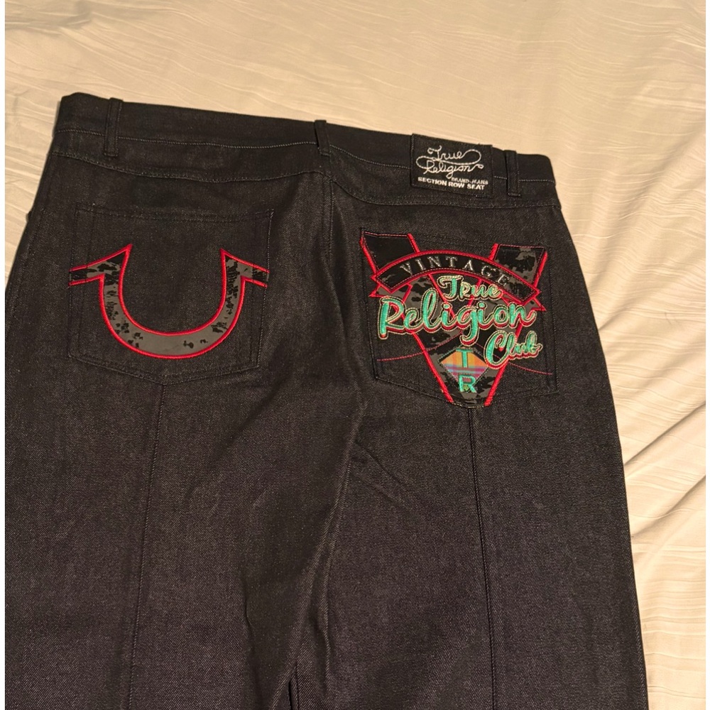 Rare Vintage true religion jeans
38x32
Back is worn out, everything else is fine